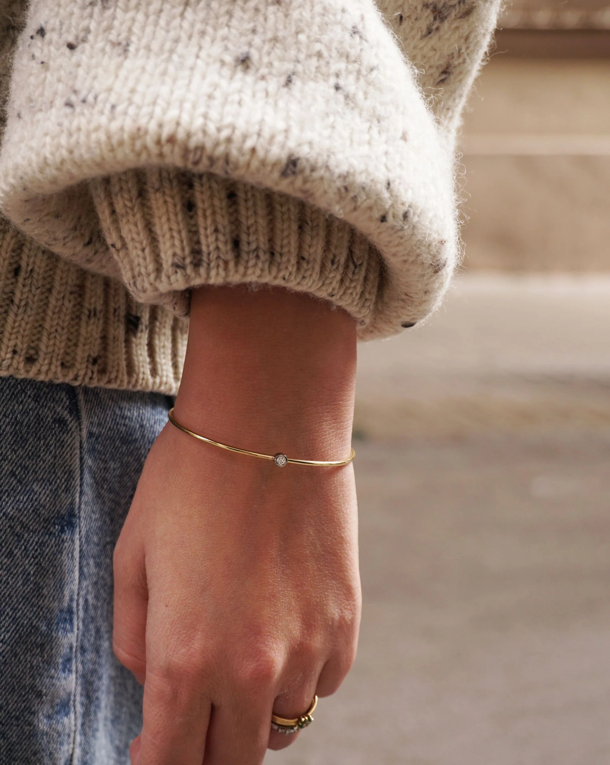 Esclava Vega - Image 4